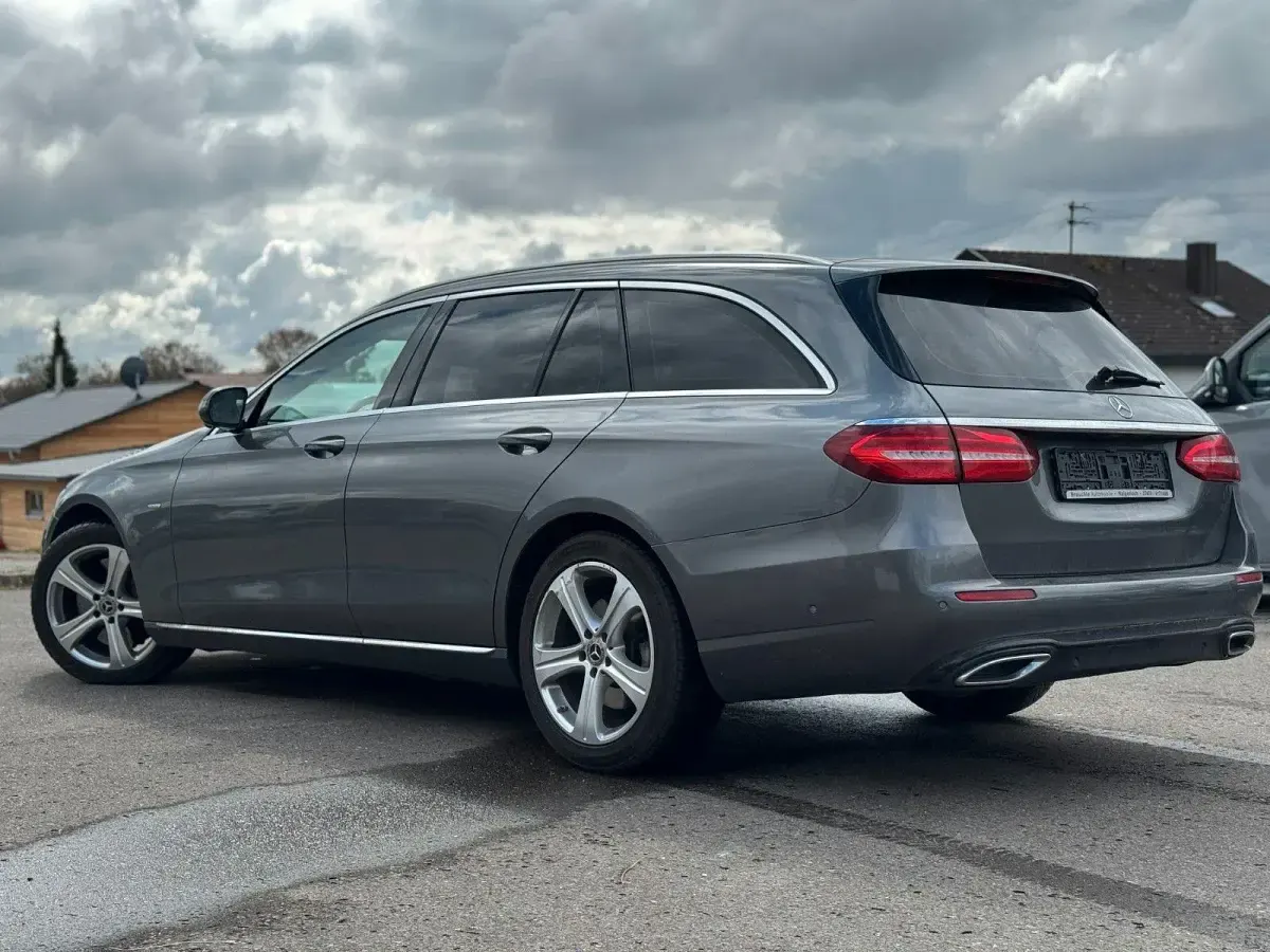 Gebraucht Mercedes E400 340 PS (250 kW) 2018 Grau Kombi
