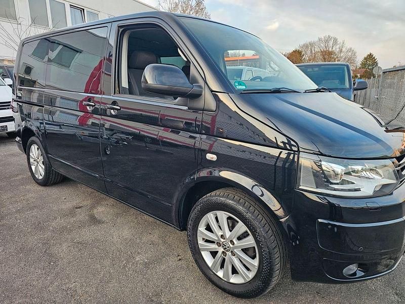 Usata VW T5 140 CV (102 kW) 2012 Nero Furgone