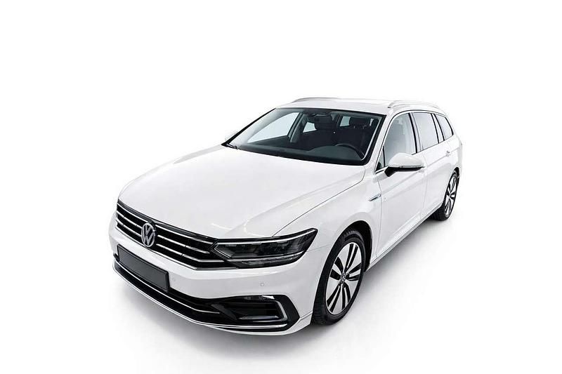 Gebraucht VW Passat GTE 218 PS (160 kW) 2020 Weiß Kombi