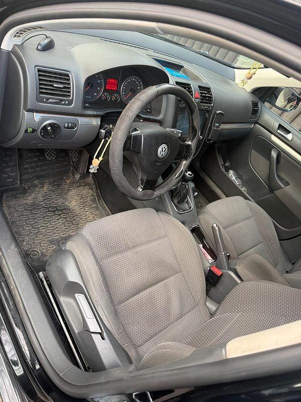 Gebraucht VW Jetta 140 PS (102 kW) 2007 Schwarz Limousine