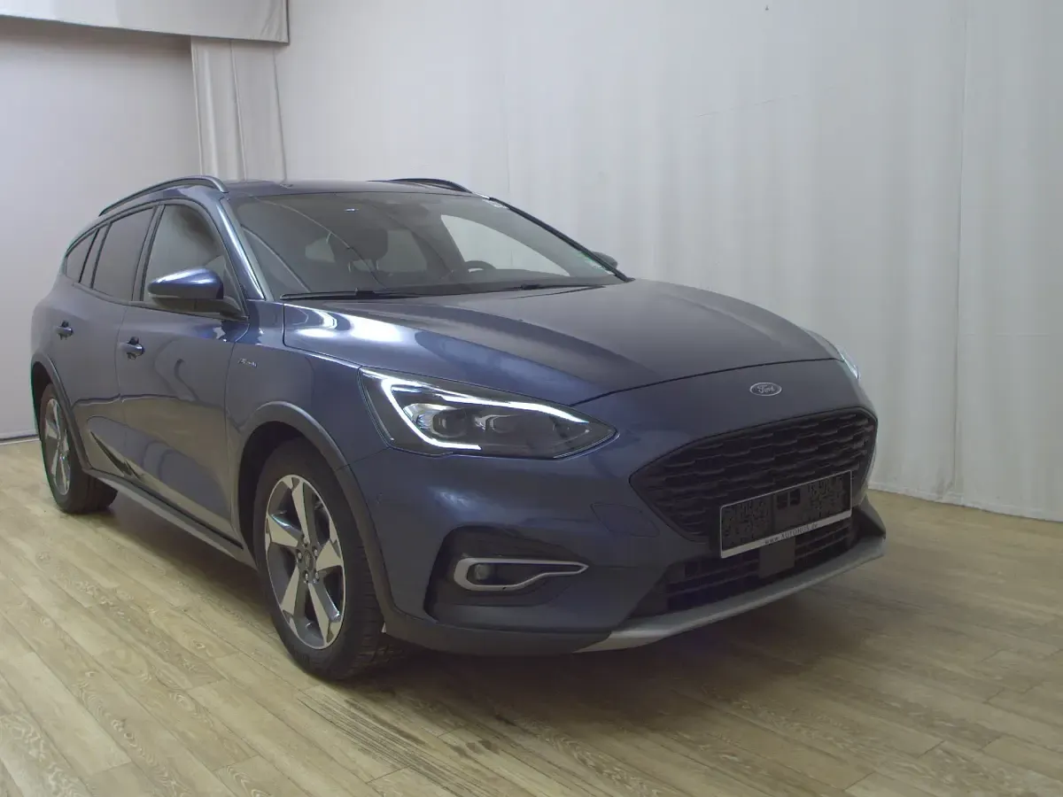 Gebraucht Ford Focus Active 150 PS (110 kW) 2021 Blau Kombi
