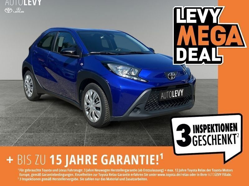 Blau Gebraucht 2023 Toyota Aygo X-play Kleinwagen | 12.888 € (Guter Preis) - Bild 1/4