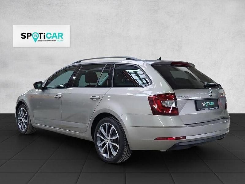 Gebraucht Skoda Octavia Soleil 150 PS (110 kW) 2019 Gelb Kombi