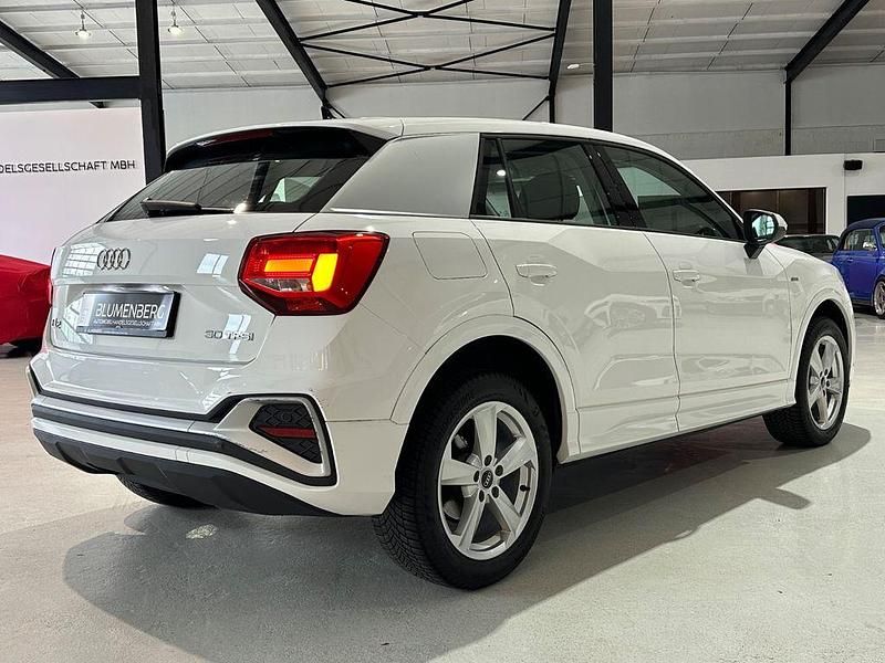Gebraucht Audi Q2 S-Line 110 PS (80 kW) 2021 Weiß SUV