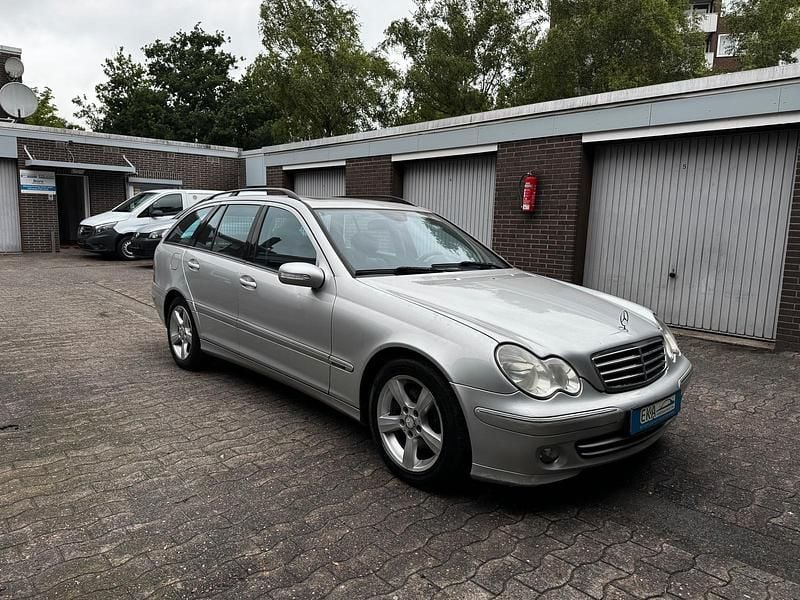 Gebraucht Mercedes C270 170 PS (125 kW) 2004 Silber Kombi
