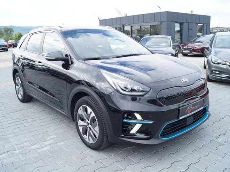 Schwarz Gebraucht 2021 Kia e-Niro Spirit SUV | 21.790 € (Guter Preis) - Bild 1/4
