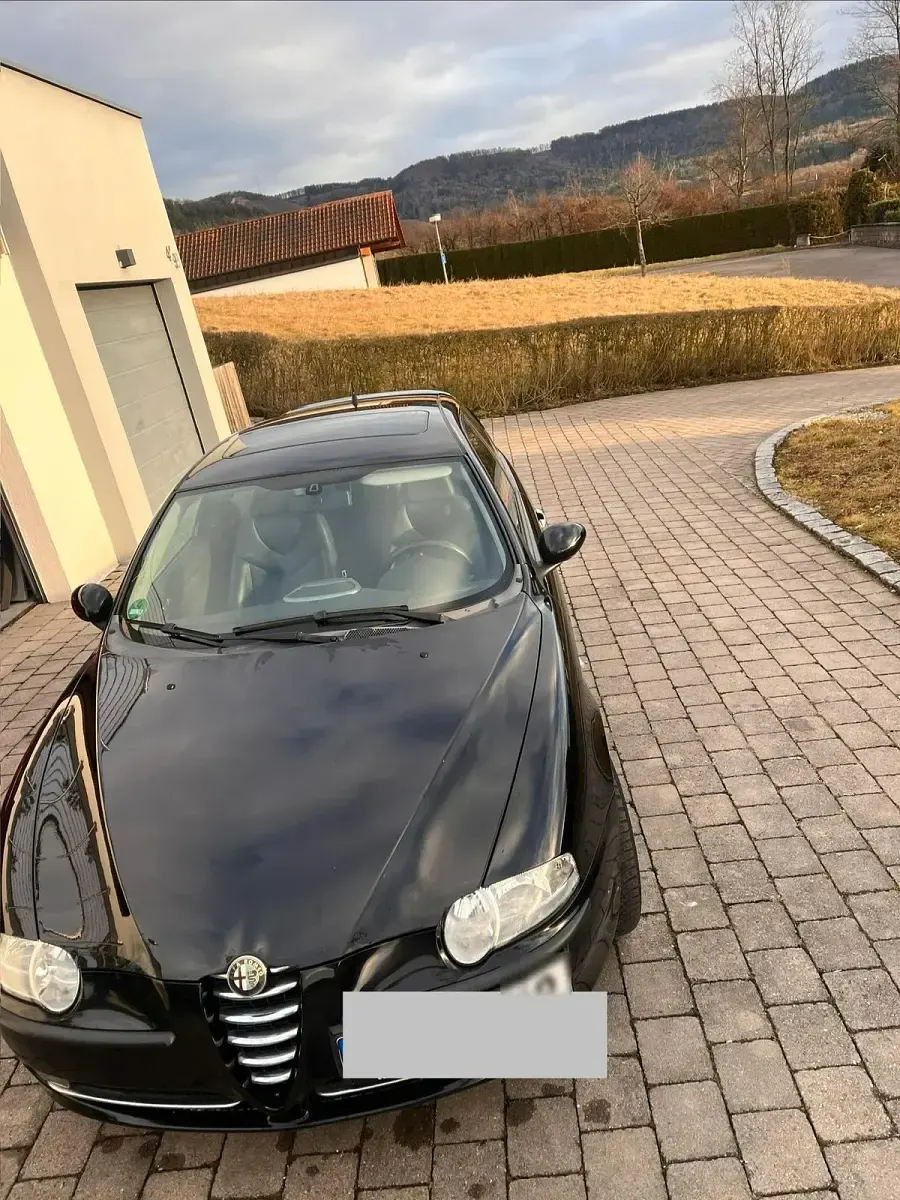 Gebraucht Alfa Romeo 147 120 PS (88 kW) 2002 Schwarz Kleinwagen