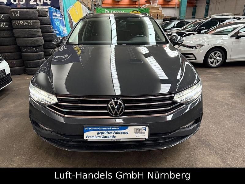 Gebraucht VW Passat Conceptline 122 PS (89 kW) 2021 Uranograu Kombi