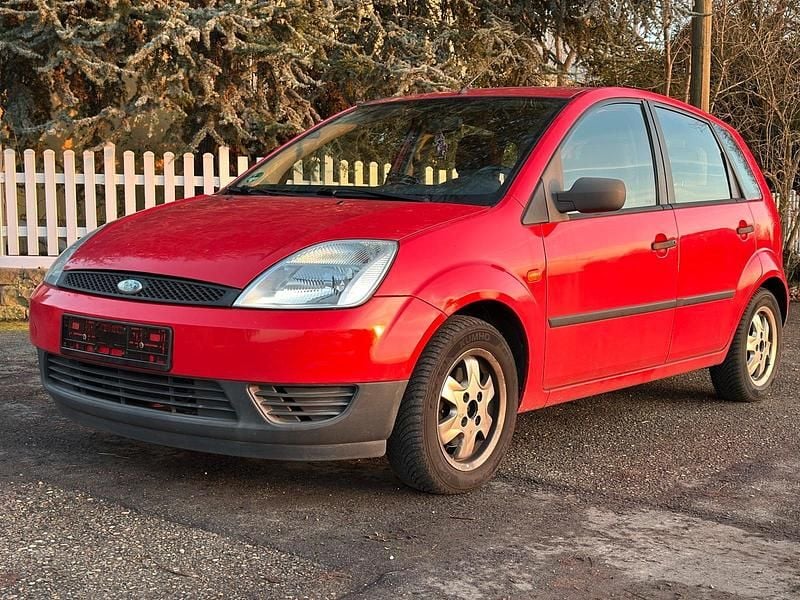 Gebraucht Ford Fiesta 80 PS (58 kW) 2003 Rot Kleinwagen