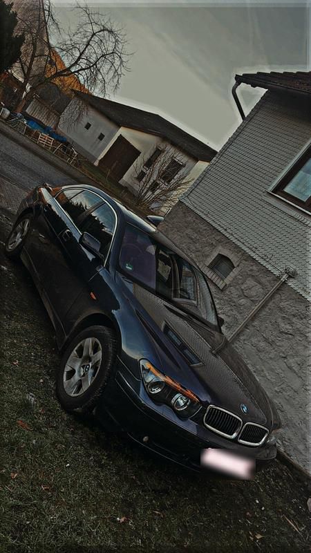 Gebraucht BMW 745 333 PS (244 kW) 2002 Blau Limousine