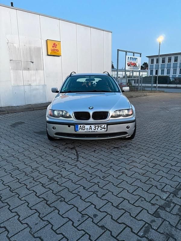 Gebraucht BMW 316 116 PS (85 kW) 2003 Silber Kombi
