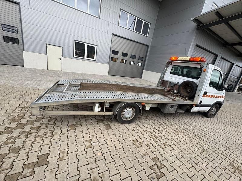 Second-hand Renault Master 120 CP (88 kW) 2006 Alb