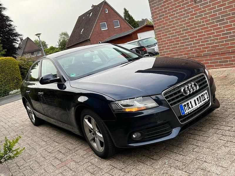 Gebraucht Audi A4 160 PS (117 kW) 2008 Blau Limousine