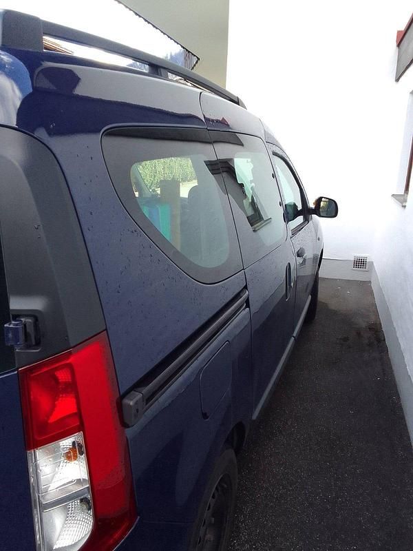 Gebraucht Dacia Dokker 131 PS (96 kW) 2020 Blau Van / Kleinbus