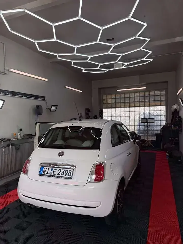 Gebraucht Fiat 500 Pop 69 PS (50 kW) 2010 Weiß Kleinwagen