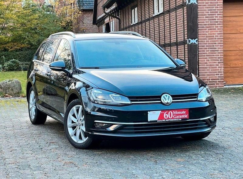 Schwarz Gebraucht 2017 VW Golf VII Highline Kombi | 15.799 € (Fairer Preis) - Bild 1/4