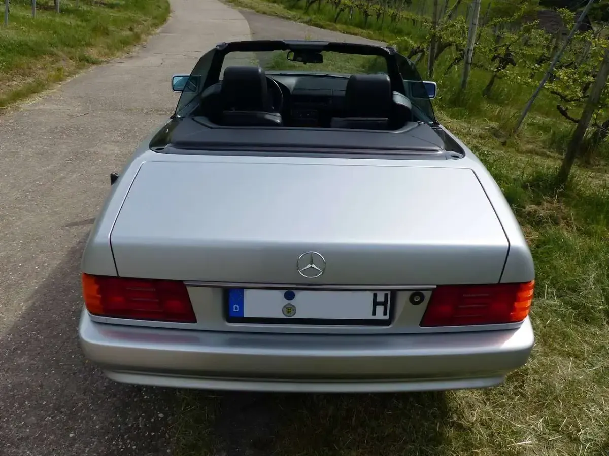 Usata Mercedes SL300 190 CV (139 kW) 1992 Argento Cabrio