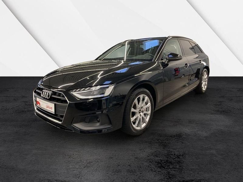 Gebraucht Audi A4 Ambiente 204 PS (150 kW) 2023 Mythosschwarz metallic Kombi