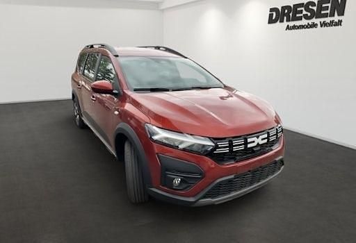 Neu Dacia Duster Expression 158 PS (116 kW) 2025 Braun SUV