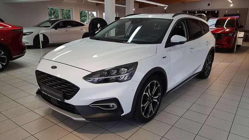 Frostweiß Gebraucht 2019 Ford Focus Active Kleinwagen | 16.890 € (Fairer Preis) - Bild 1/4
