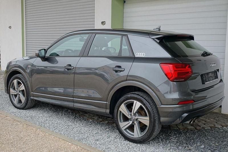 Gebraucht Audi Q2 S-Line 150 PS (110 kW) 2017 Grau SUV