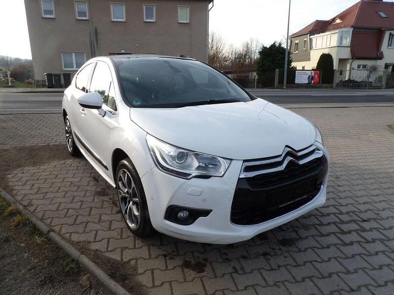 Gebraucht Citroën DS4 Sport Chic 200 PS (147 kW) 2012 Weiß Kleinwagen