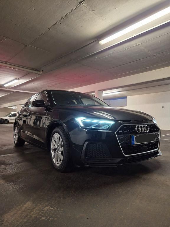Gebraucht Audi A1 Sportback 116 PS (85 kW) 2019 Schwarz Kleinwagen