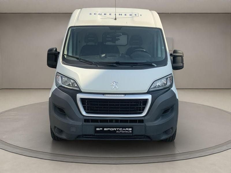 Gebraucht Peugeot Boxer 131 PS (96 kW) 2017 Weiß Van