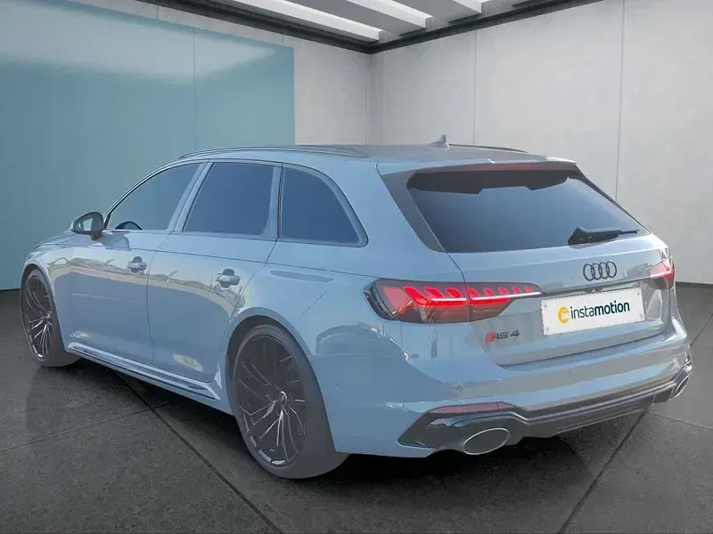Gebraucht Audi RS4 450 PS (330 kW) 2024 Grau Kombi