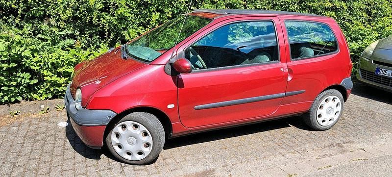 Rot Gebraucht 2006 Renault Twingo Kleinwagen | 2.100 € - Bild 1/4
