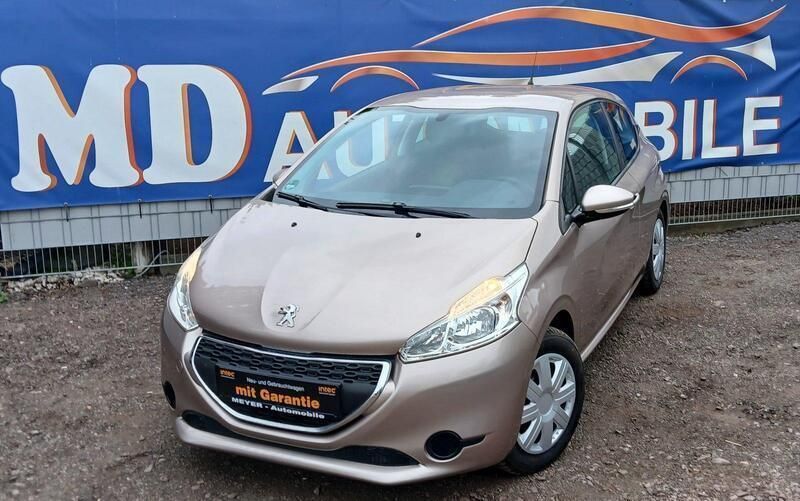 Gold Gebraucht 2013 Peugeot 208 Active Kleinwagen | 4.890 € - Bild 1/4
