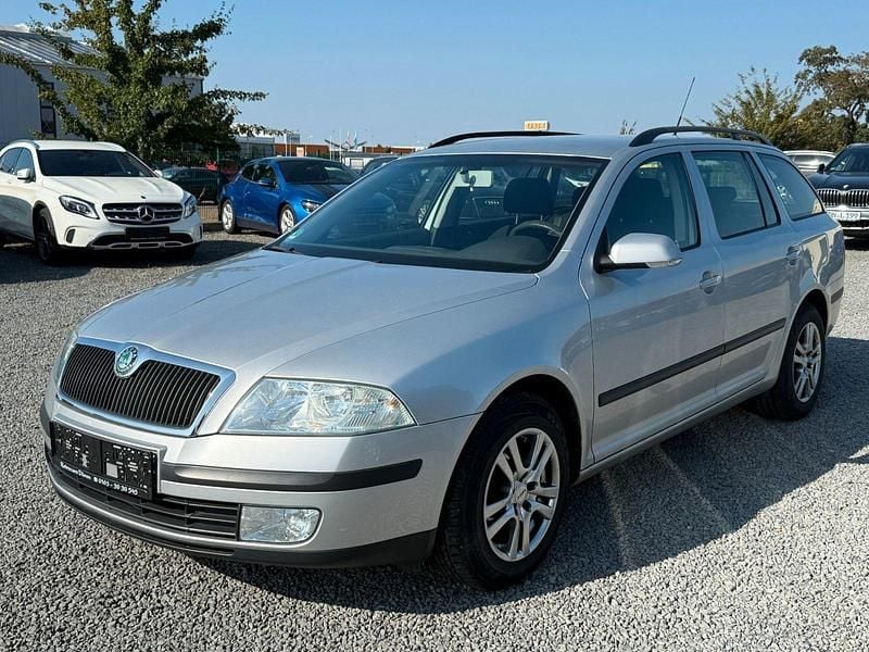 Silber Gebraucht 2007 Skoda Octavia Ambiente Kombi | 1.950 € (Fairer Preis) - Bild 1/4