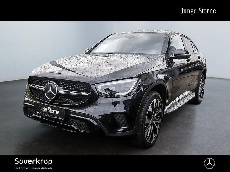 Schwarz Gebraucht 2021 Mercedes GLC300e Night Coupé | 43.750 € (Guter Preis) - Bild 1/2
