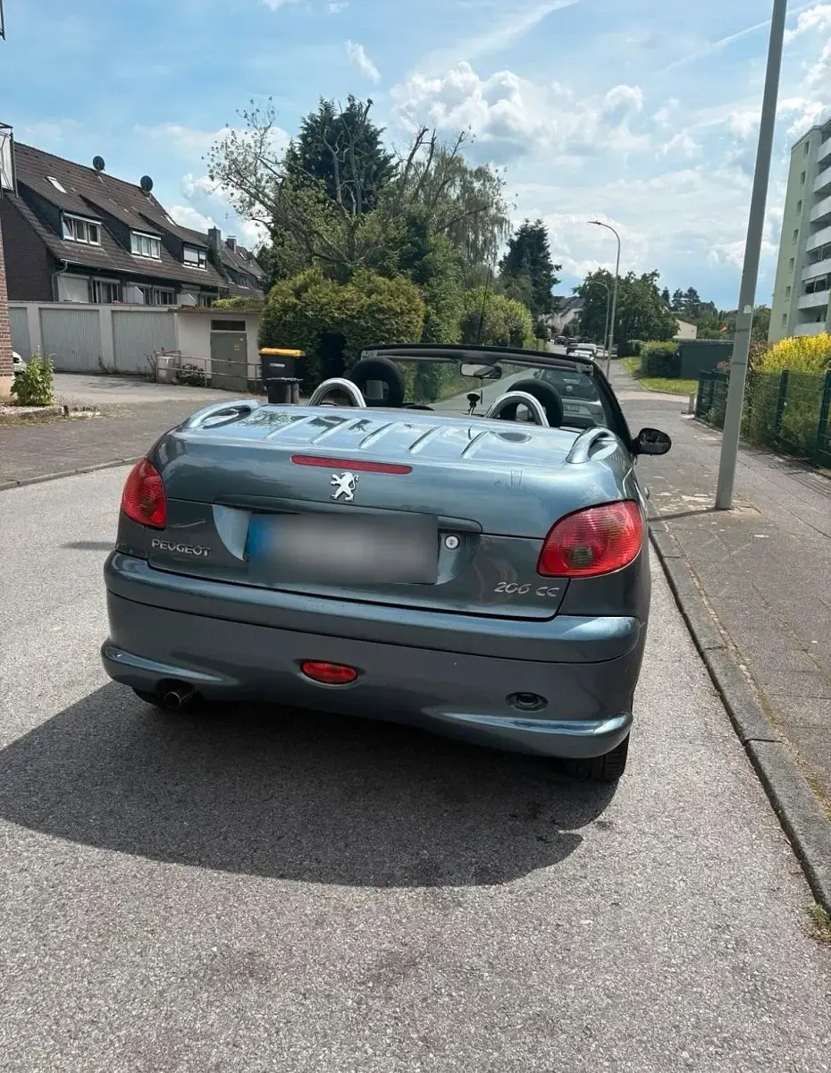 Gebraucht Peugeot 206 CC 109 PS (80 kW) 2006 Grau Cabrio