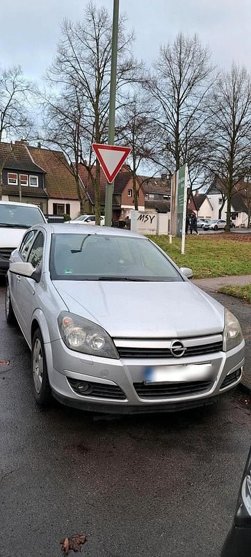 Gebraucht Opel Astra 105 PS (77 kW) 2005 Grau Kleinwagen