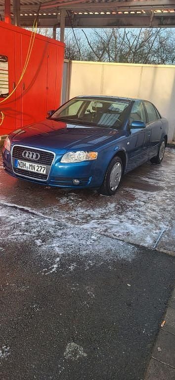 Gebraucht Audi A4 131 PS (96 kW) 2005 Blau Limousine
