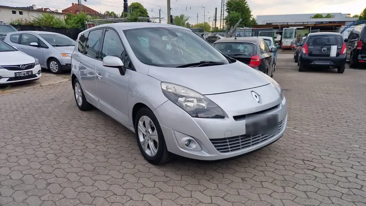 Gebraucht Renault Grand Scénic III 110 PS (80 kW) 2011 Silber Van / Kleinbus