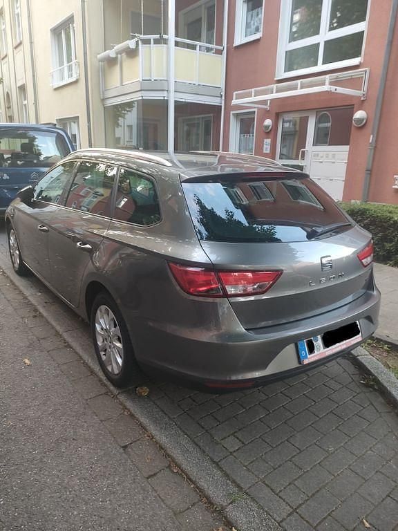 Gebraucht Seat Leon ST Style 150 PS (110 kW) 2015 Braun Kombi