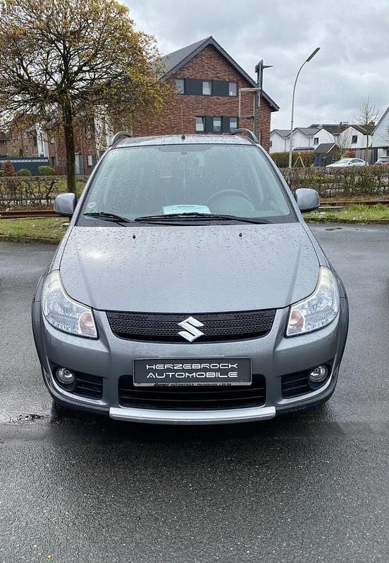 Gebraucht Suzuki SX4 107 PS (78 kW) 2008 Grau SUV