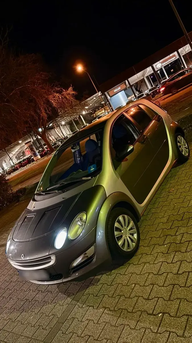 Usata Smart ForFour 95 CV (69 kW) 2004 Andere farben Utilitaria