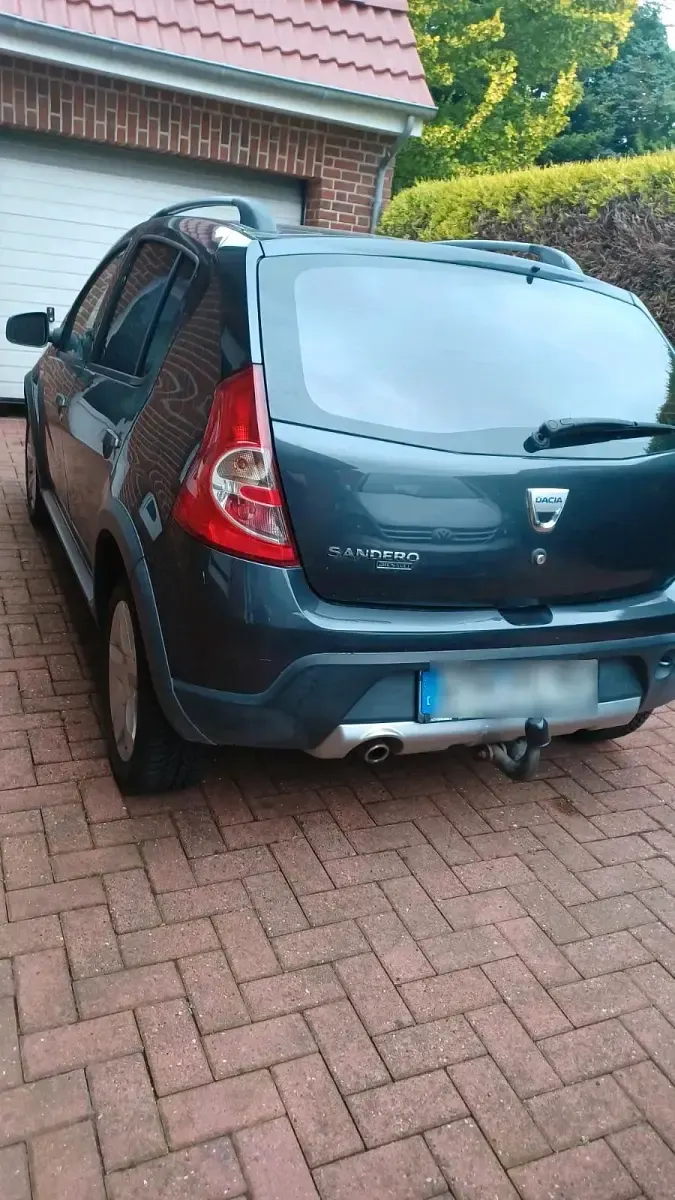 Gebraucht Dacia Sandero 87 PS (63 kW) 2010 Blau Kombi
