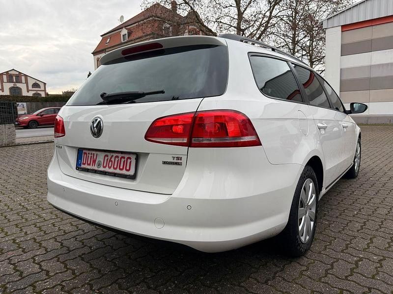 Second-hand VW Passat 150 CP (110 kW) 2013 Alb Berlinǎ