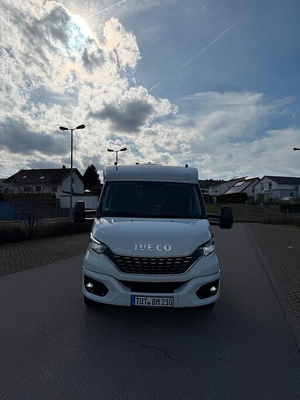 Gebraucht Iveco Daily 180 PS (132 kW) 2020 Weiß Van / Kleinbus