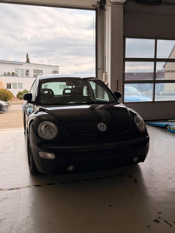 Gebraucht VW Beetle 115 PS (84 kW) 2000 Schwarz Kleinwagen