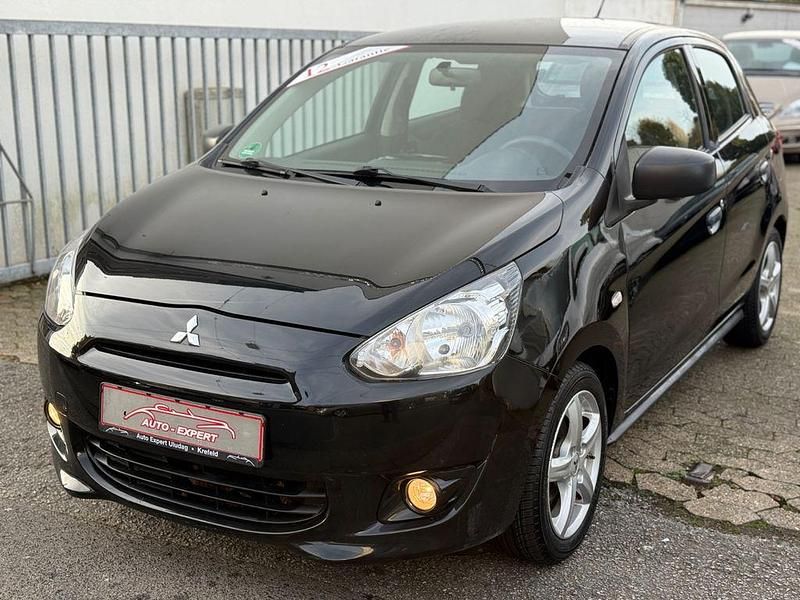 Gebraucht Mitsubishi Space Star Classic Collection 71 PS (52 kW) 2015 Schwarz Limousine