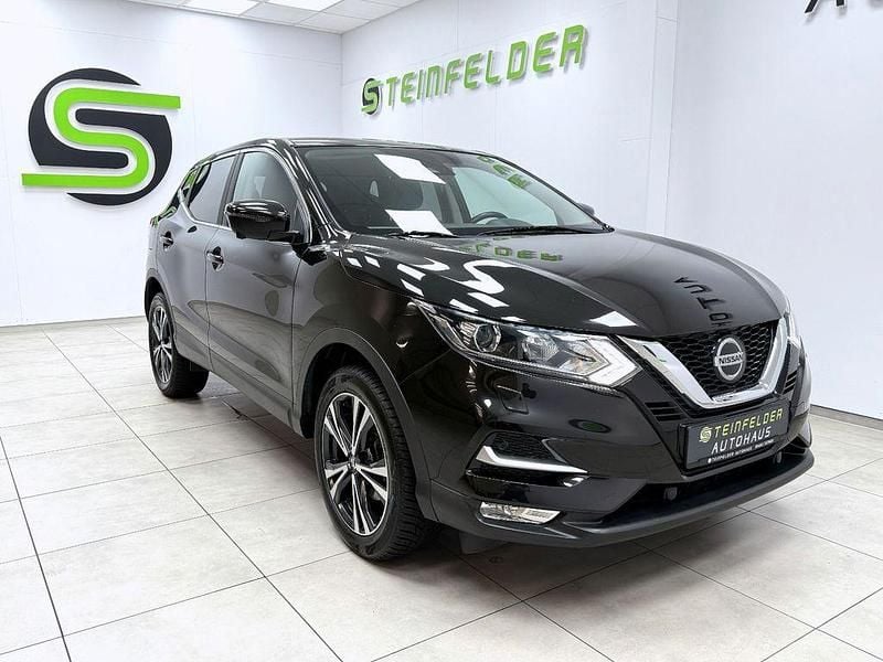Schwarz Gebraucht 2018 Nissan Qashqai 360º SUV | 13.990 € (Fairer Preis) - Bild 1/4