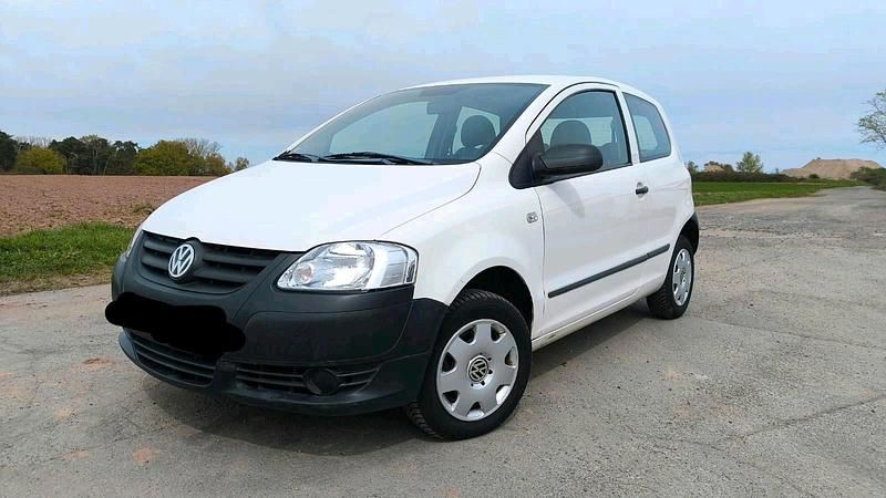 Gebraucht VW Fox 55 PS (40 kW) 2006 Weiß Kleinwagen
