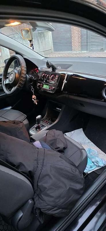 Gebraucht VW up! 60 PS (44 kW) 2016 Schwarz Kleinwagen