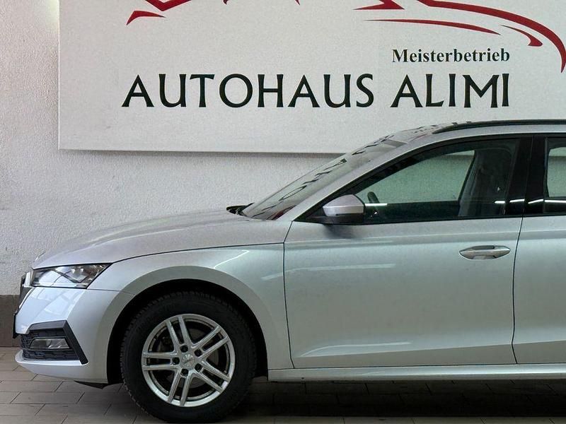 Gebraucht Skoda Octavia Ambition 150 PS (110 kW) 2023 Silber Kombi