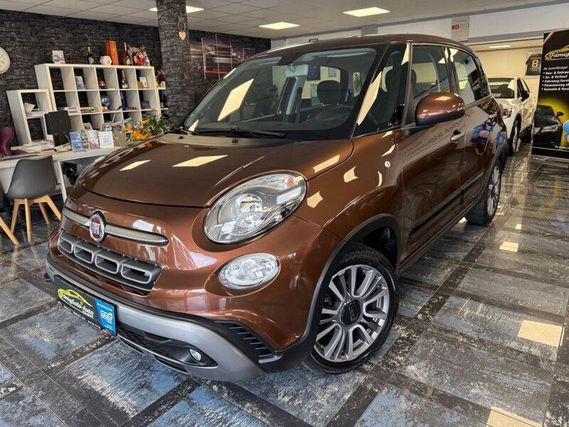 Braun Gebraucht 2018 Fiat 500L Cross Van / Kleinbus | 12.090 € (Fairer Preis) - Bild 1/4